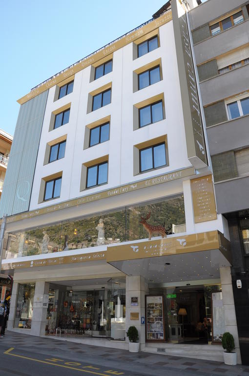 A Casa Canut Hotel Gastronomic Escaldes Eksteriør bilde The store in 2019